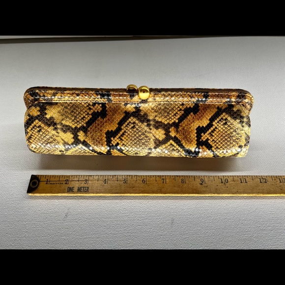 Brahmin Lucia Island Python print leather clutch/Purse. - Picture 6 of 12